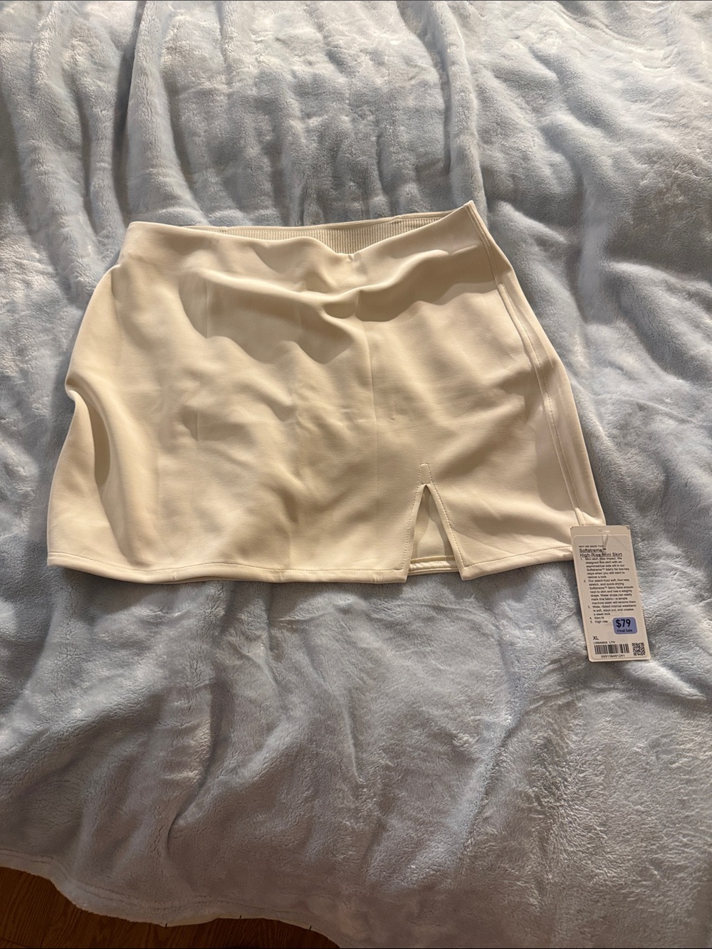 Lululemon sofstreme high rise mini skirt